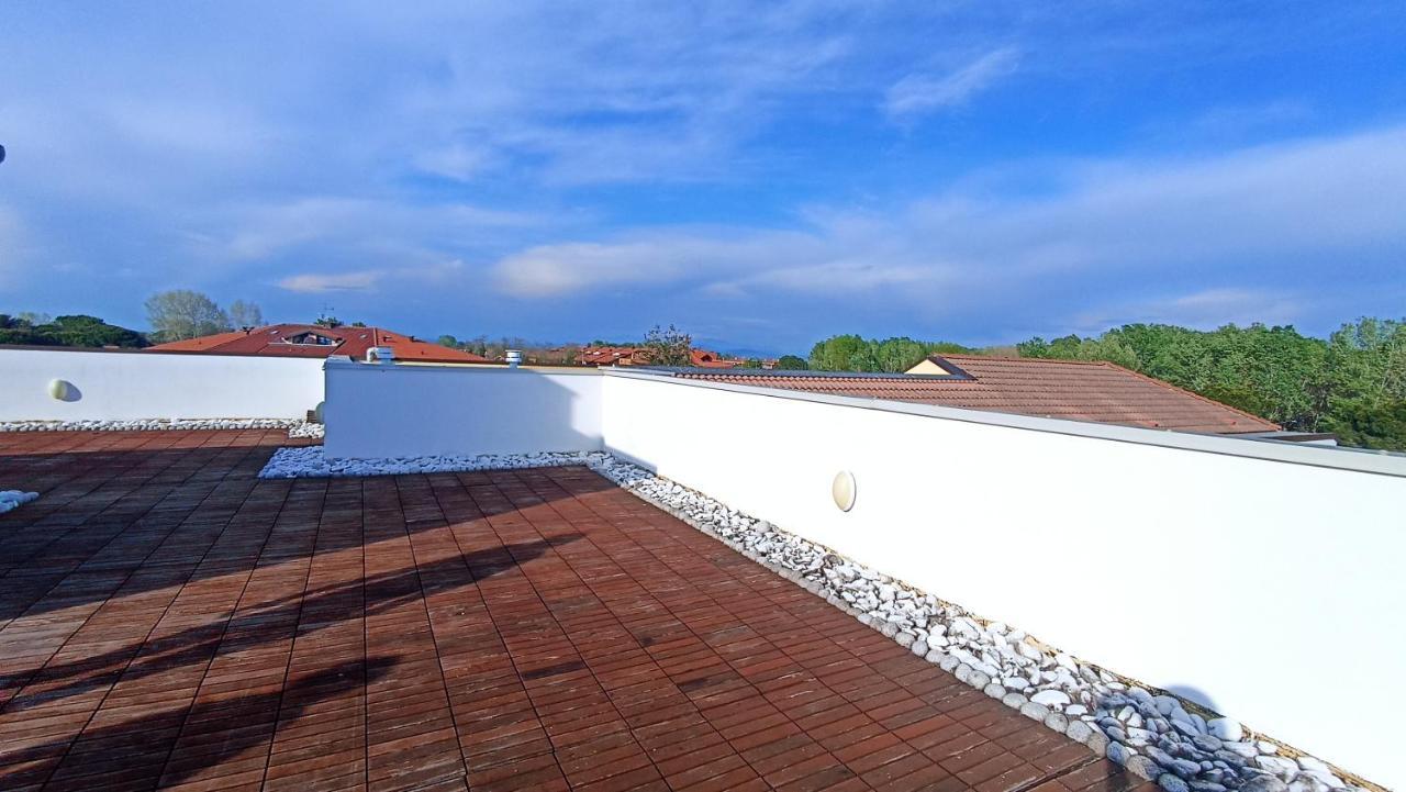 Calilla Home-Appartamento Scirocco Grado Exterior foto